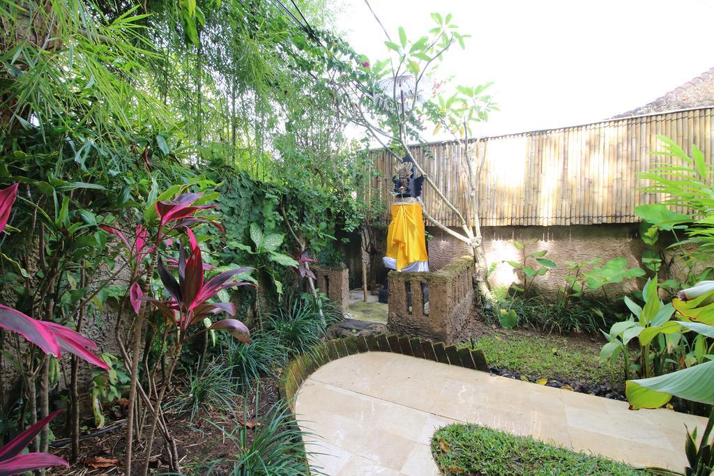 Petit Hotel Bali Ubud (Bali) Exterior photo